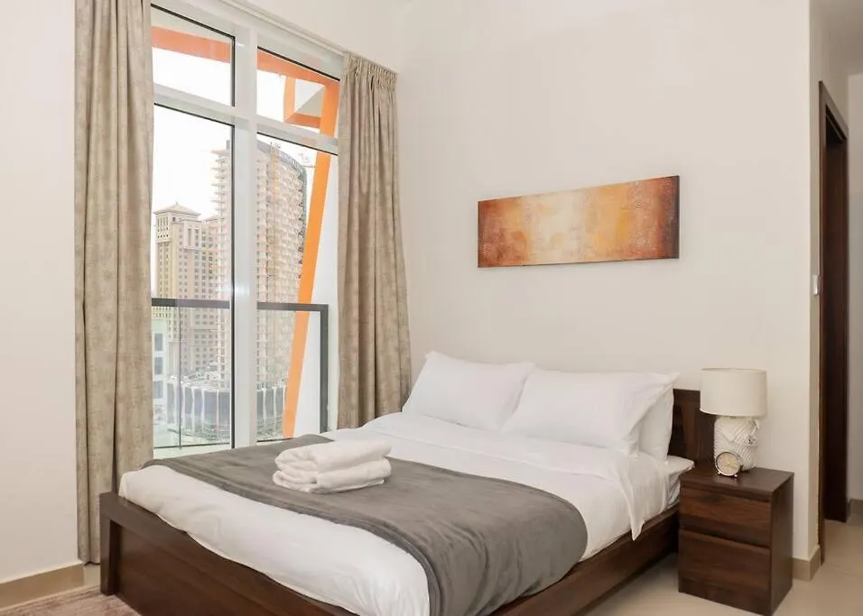 Stonetree - Furnished 2Br In Binghatti Gateway Dubai Apartamento